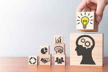 4句描写天气的词语