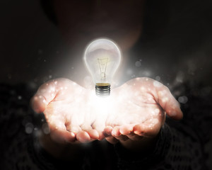 8K纸相对于A4纸有多大？